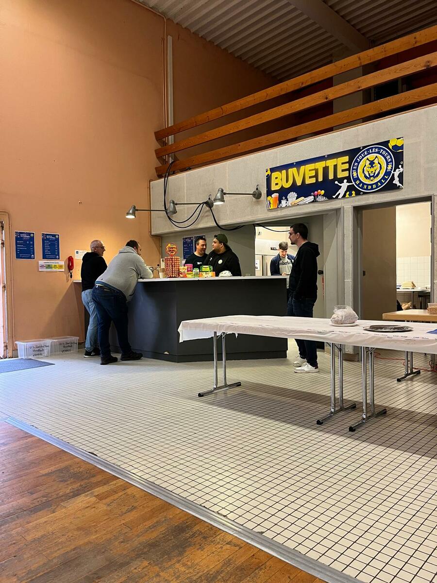 🤝 Loto de l’USJ Handball : la force du collectif pour une soirée exceptionnelle !